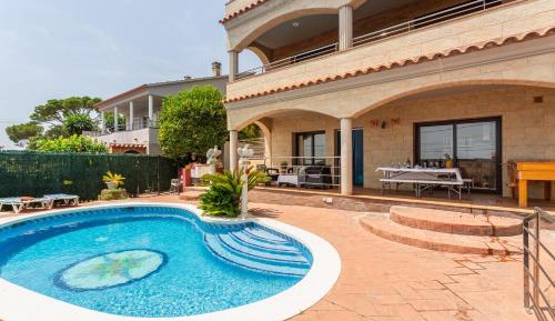Villa with Sea View