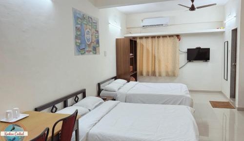 Queen Room with Two Queen Beds