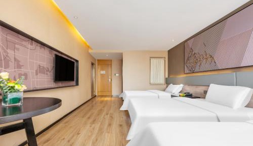 Luxury Triple Room