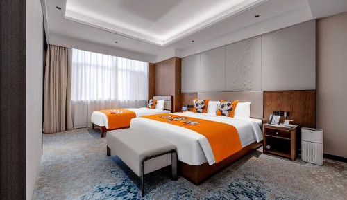 Deluxe Family Suite