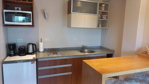 Apartment with Lake View