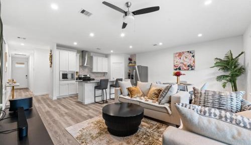 Three-Bedroom Holiday Home 