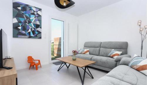 Three-Bedroom Holiday Home 