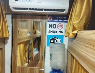 Single Bed in Male Dormitory Room with Shared Bathroom