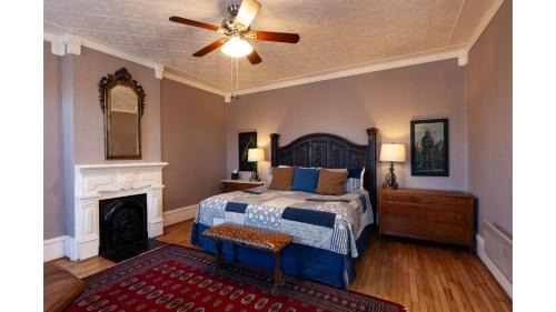 Standard Suite