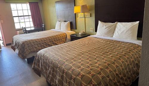 Double Room with Two Double Beds - Non-Smoking