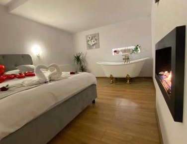 One-Bedroom Chalet