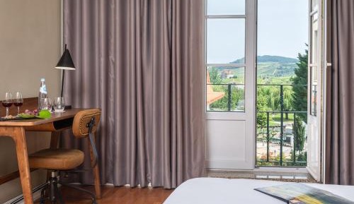 Superior Double or Twin Room with Pool View