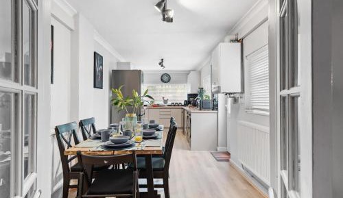 Four-Bedroom Apartment