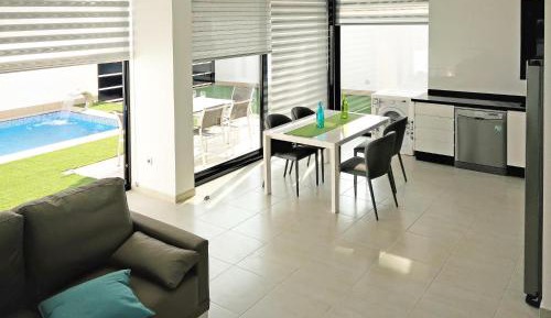 Three-Bedroom Holiday Home 