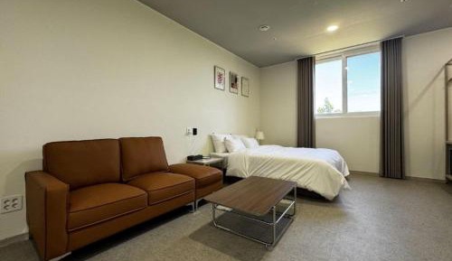 Drive in Private Room