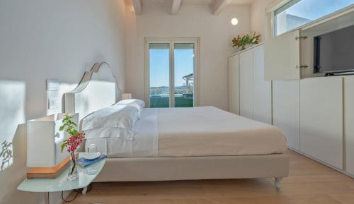 Two-Bedroom Superior Apartment