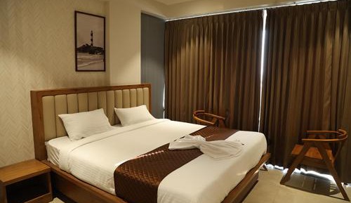 Deluxe King Room