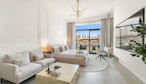Studio Apartment