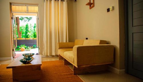 One-Bedroom Apartment with Garden View