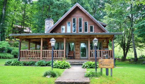 Two-Bedroom Holiday Home