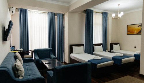Luxury Triple Room