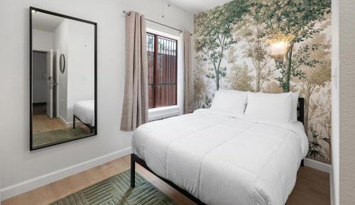 Full Bed studio