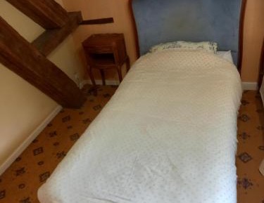 Small Single Room