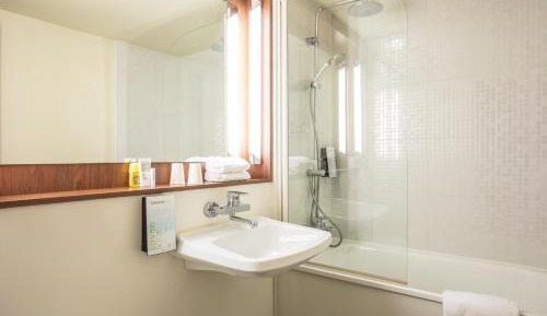 New Generation Twin Room 