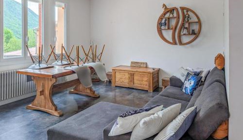 Three-Bedroom Vacation Home 