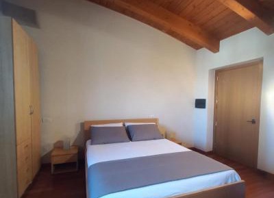 Studio Apartment with One Double Bed