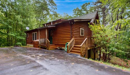 Five Bedroom Holiday Home