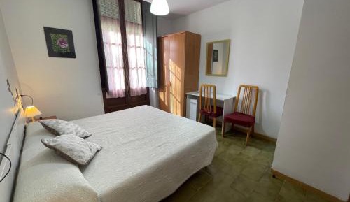 Double or Twin Room with Private Bathroom