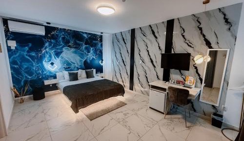 Double Room with Mountain View