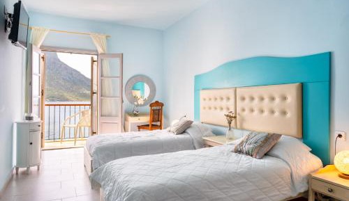 Standard Double or Twin Room with Sea View