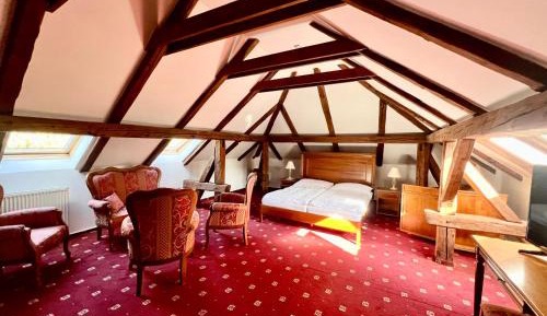 Double Room with Private Bathroom