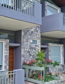 Deluxe Family Suite