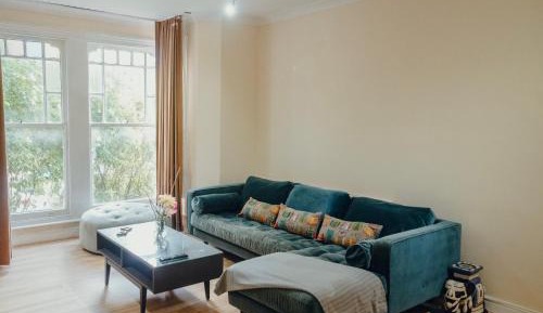 Three-Bedroom Apartment with Balcony