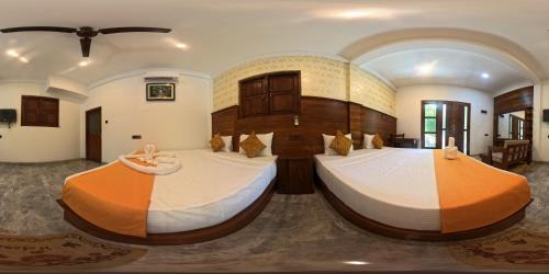 Deluxe Family Room
