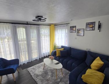Three-Bedroom Holiday Home 