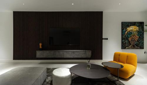 Three-Bedroom Premium Apartment with Balcony
