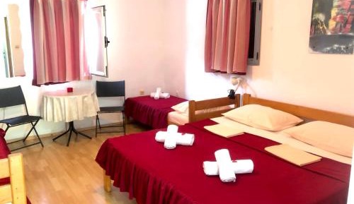 Studio with Terrace (3 Adults)