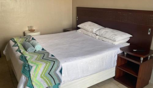 Deluxe One-Bedroom Apartment with Ocean View