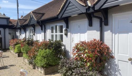 Twin Room with Shower