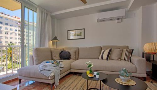 Studio with Balcony