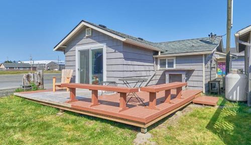 One-Bedroom Holiday Home