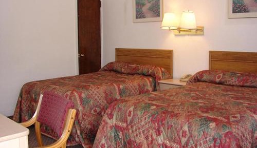 Standard Room with Two Double Beds