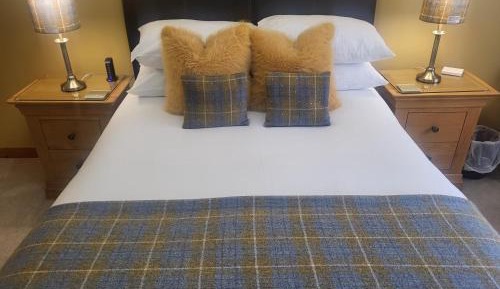 Small Double Room with Private External Bathroom