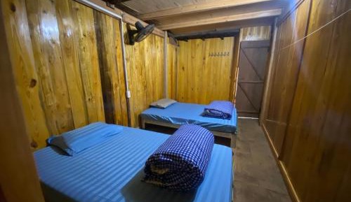 Twin Room with Shared Bathroom
