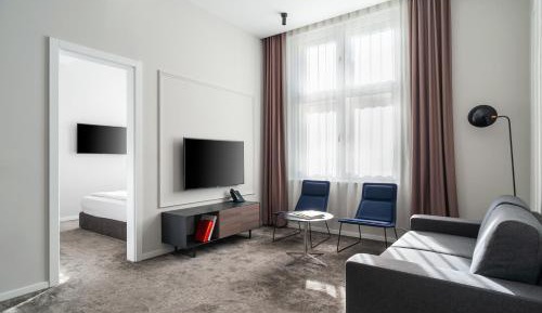 One-Bedroom Suite