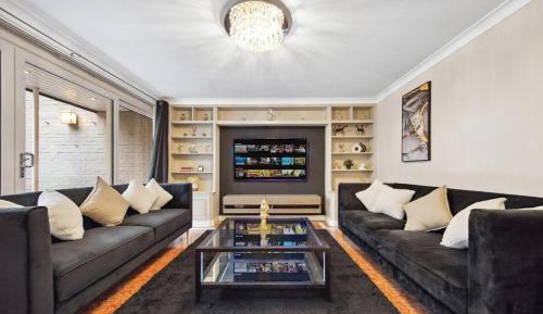 Four-Bedroom Apartment