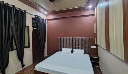 Double Room with Mountain View