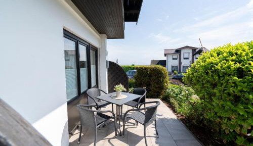 Apartment with Terrace