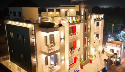 Two-Bedroom Deluxe Apartment with Balcony