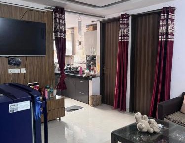 Three-Bedroom Premium Apartment with Balcony